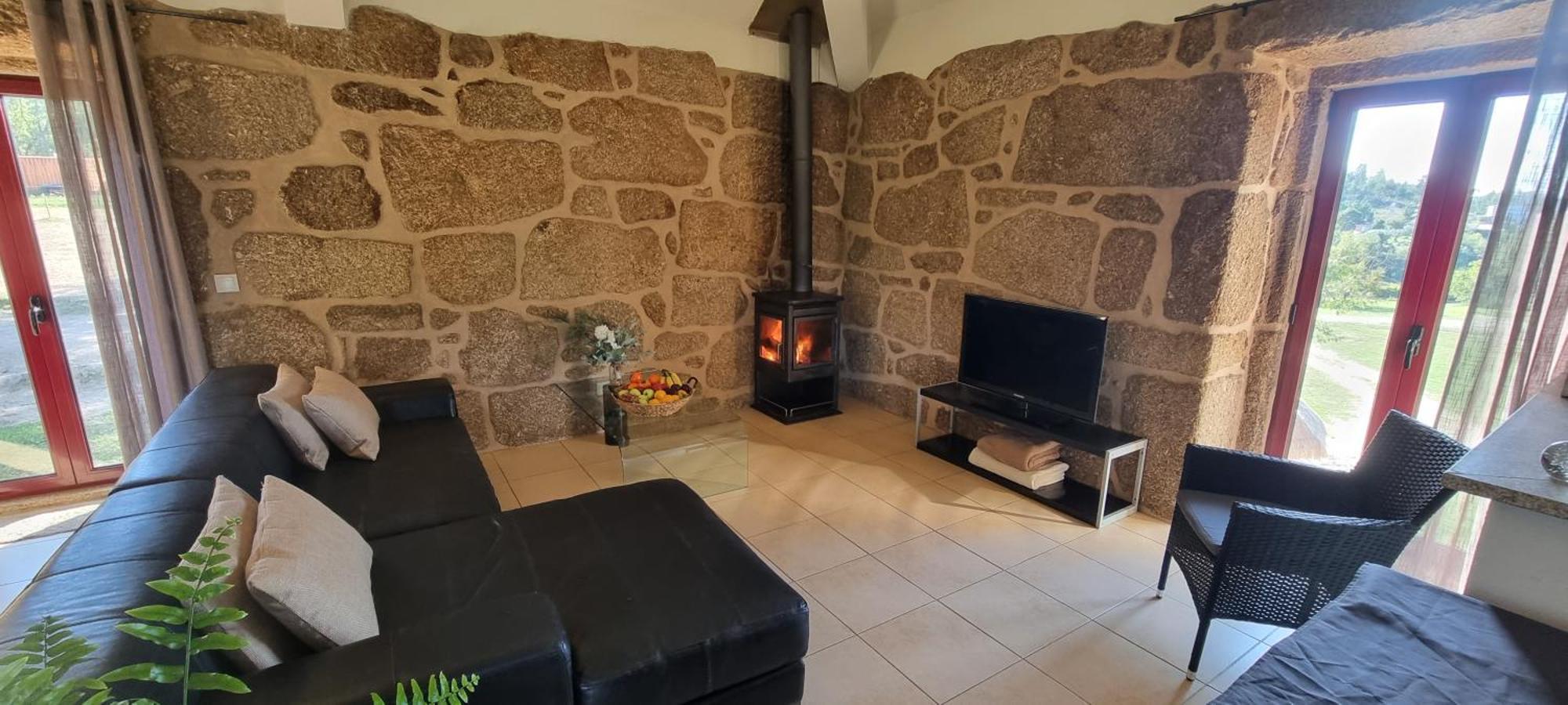 Quinta Da Adarnela Apartment Lagares da Beira Exterior photo